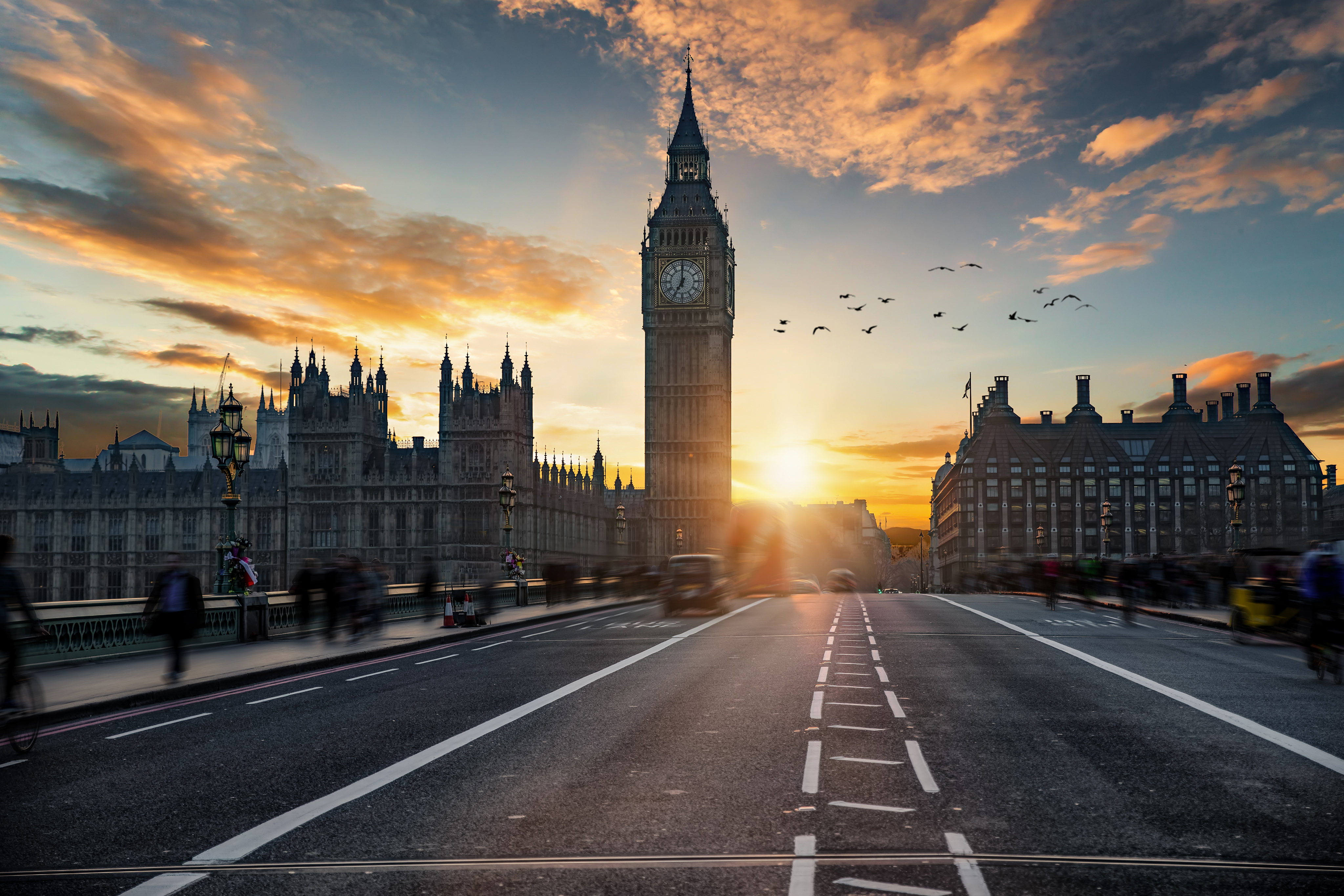 Fixed Rate Cash ISA Background